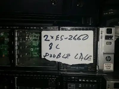 HP Proliant DL380p Gen8 2x Xeon E5-2660 2.4GHz, 64GB, 2x PSU double raid double drive cage 16 drives...