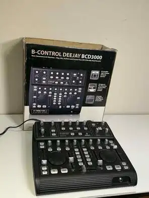 Behringer BCD3000 USB DJ Controller in Performance & DJ Equipment in Oakville / Halton Region - Image 2