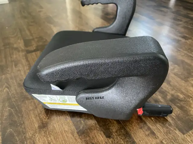 Backless Booster Seat Clek Ozzi in Strollers, Carriers & Car Seats in Ottawa - Image 4