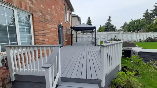 Deck Staining & Sealing509908076725555202