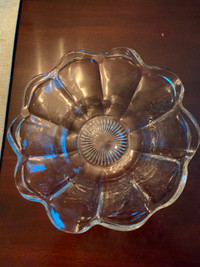 Beautiful 9 inch Glass Serving Bowl.  Excellent condition