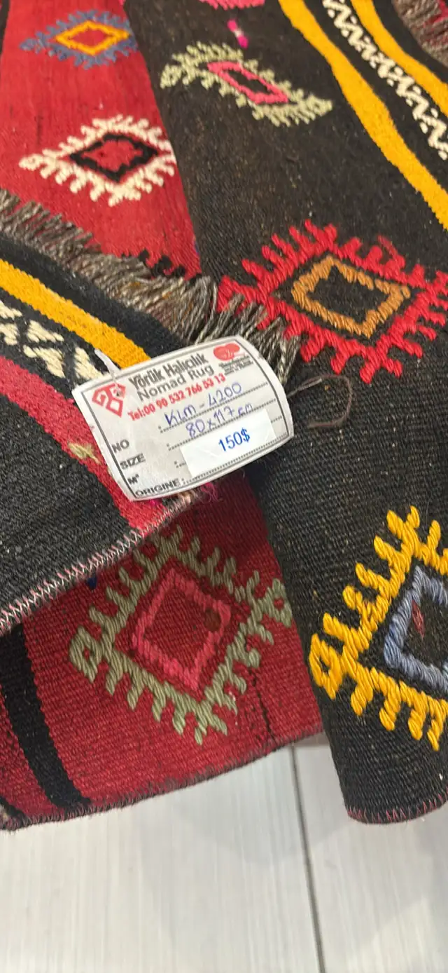 wool handmade rugs in Rugs, Carpets & Runners in Ottawa - Image 5
