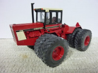 1/32 INTERNATIONAL 4786 Farm Toy Tractor