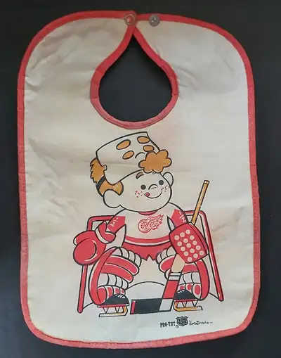 Large lot of rare vintage sports collectibles just acquired. Please see my other ads. DETROIT RED WI...