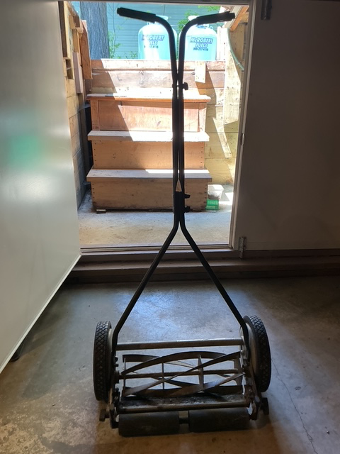 Reel Mower in Outdoor Tools & Storage in Owen Sound - Image 2