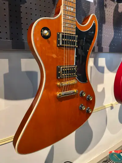 Epiphone RD Artisan Lee Malia w/Bag, View more