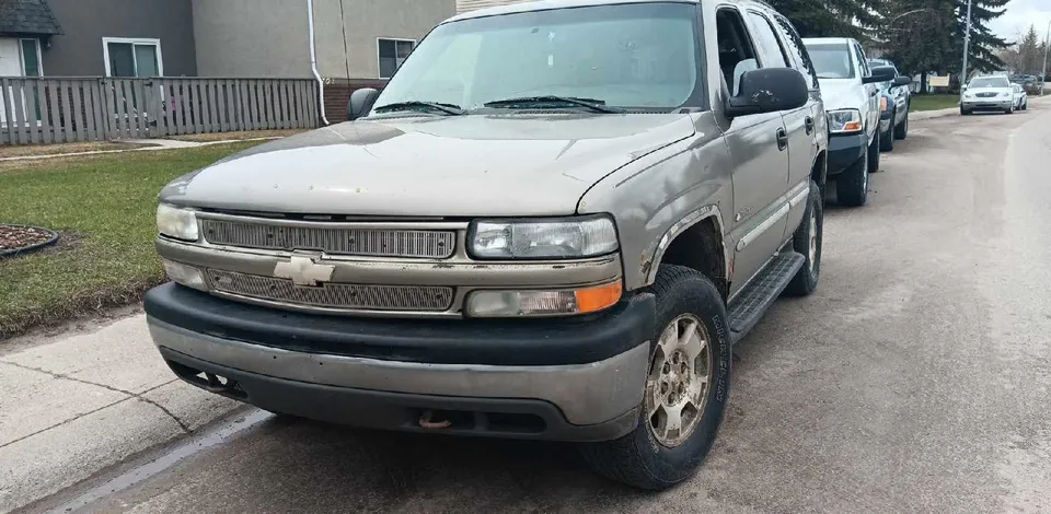 2003 Chevy Tahoe 4x4 (OBO/TRADES)