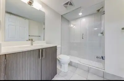 Full house In (Scarborough) Quiet place. Availability: immediately (you can hava a look Full view an...