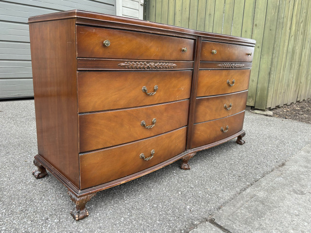 DOUBLE BOW FRONT MAHOGANY DRESSER BY GIBBARD in Dressers & Wardrobes in Oshawa / Durham Region - Image 3