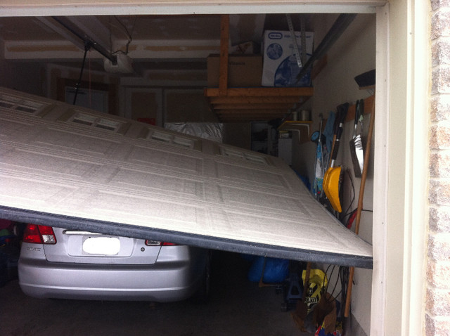 Garage door openers in Windows, Doors & Trim in Kitchener / Waterloo