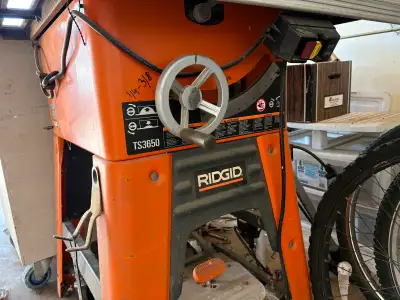 Table Saw, RIDGID, 10 Inch, Many Accessories, View more