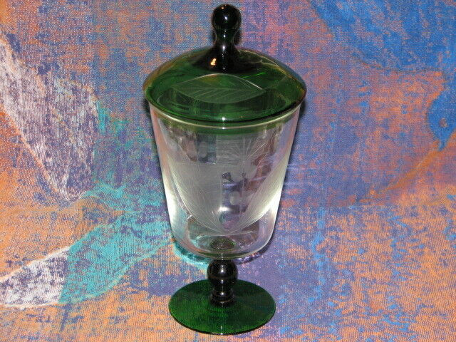 Vintage Green and Etched Candy Dish in Arts & Collectibles in Stratford