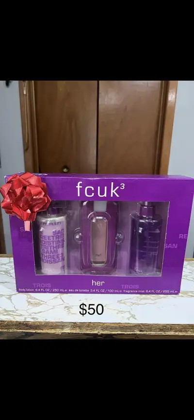 Perfume with handbag brand new, View more