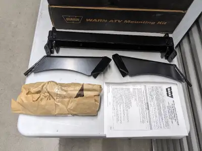 Plow Mount-Kit for 02-08 Polaris Sportsman Warn 79608 NEW In Sealed Box Comes with all mounting hard...