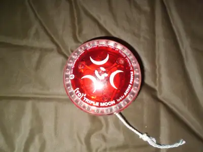 YO2 Triple Moon Yo-Yo USED $5 Pickup ONLY