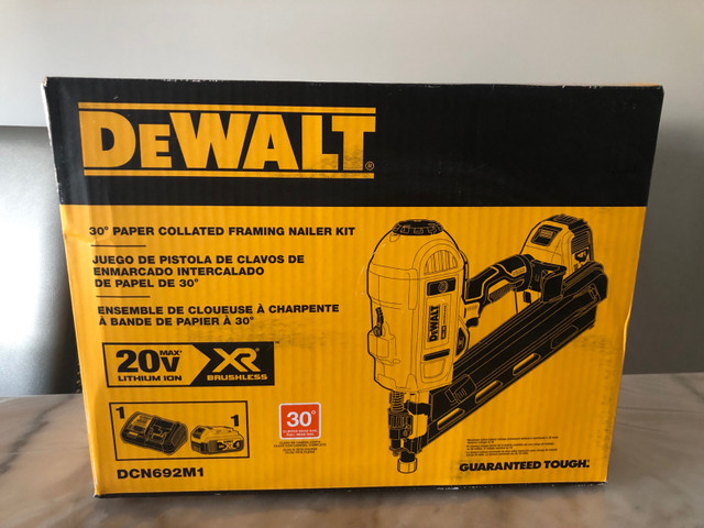 DEWALT 20V MAX* Framing Nailer Kit, 30-Degree, Paper Collated Power Tools  St. Albert Kijiji