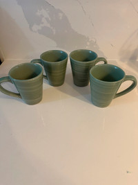 Set of 4 Green Stoneware Mugs 12oz.