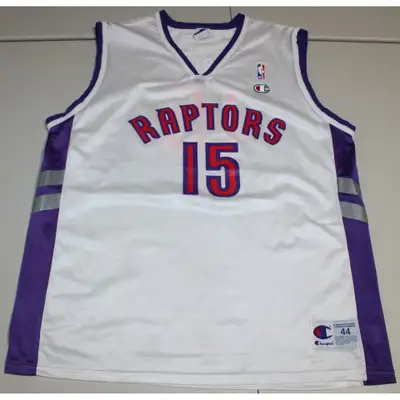 NBA Basketball Vintage Toronto Raptors Vince Carter #15 Jersey Sz: 44 Champion Condition: Pre-Owned...