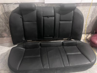 2004 Cadillac CTS REAR LEATHER SEATS