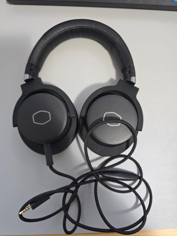 Cooler Master MH-751 Gaming Headphones | Other | Calgary | Kijiji
