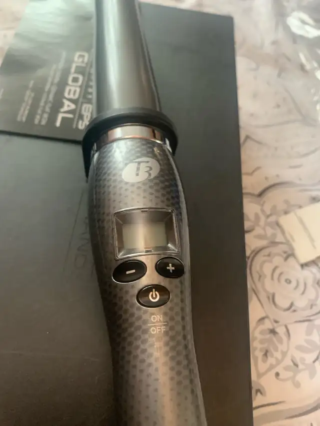 FHI Heat Curling Wand T3 in Other in Mississauga / Peel Region - Image 4