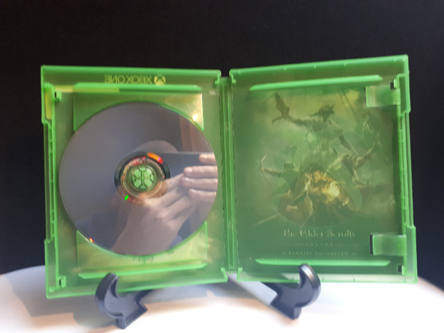 The Elder Scrolls Online (Microsoft Xbox One) VG in XBOX One in Windsor Region - Image 4