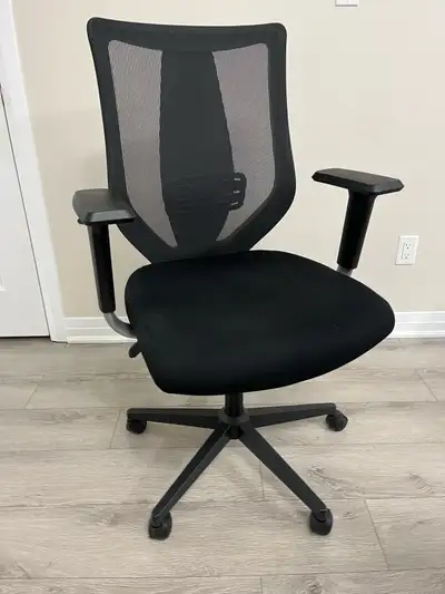 Office Chair – Excellent Condition – Like New, View more