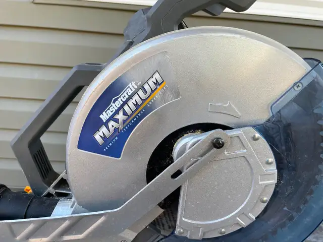 Mastercraft Maximum Dual-Bevel Sliding  Mitre Saw, 12-in62863278936450121
