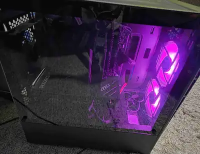 Nividia RTX 4070 Ryzen 5 5800X3D 4 tb Seagate barracuda hdd Asus tuf b450m-plus motherboard Corsair...