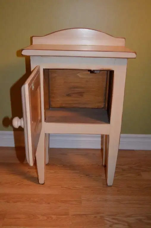 Meuble d'appoint artisanal (table de chevet) in Other in City of Montréal - Image 3