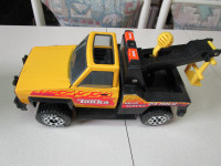 12 inch Steel and Plastic Tonka Road rescue Tow truck