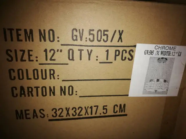 ***Brand New*** Flower shape 12" Crystal Led Chandelier in Indoor Lighting & Fans in Mississauga / Peel Region - Image 3