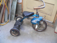 beau tricycle antique # 7444