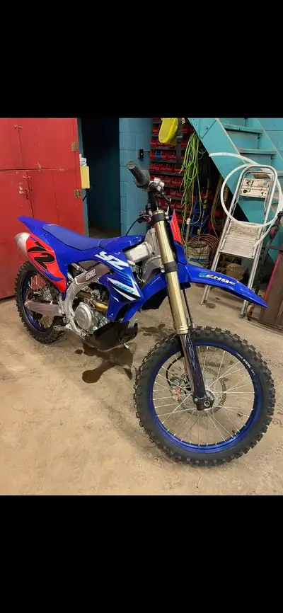 Mint condition, hydraulic clutch kit, approx 5hrs, spare filters, never dropped, old guy owned and r...