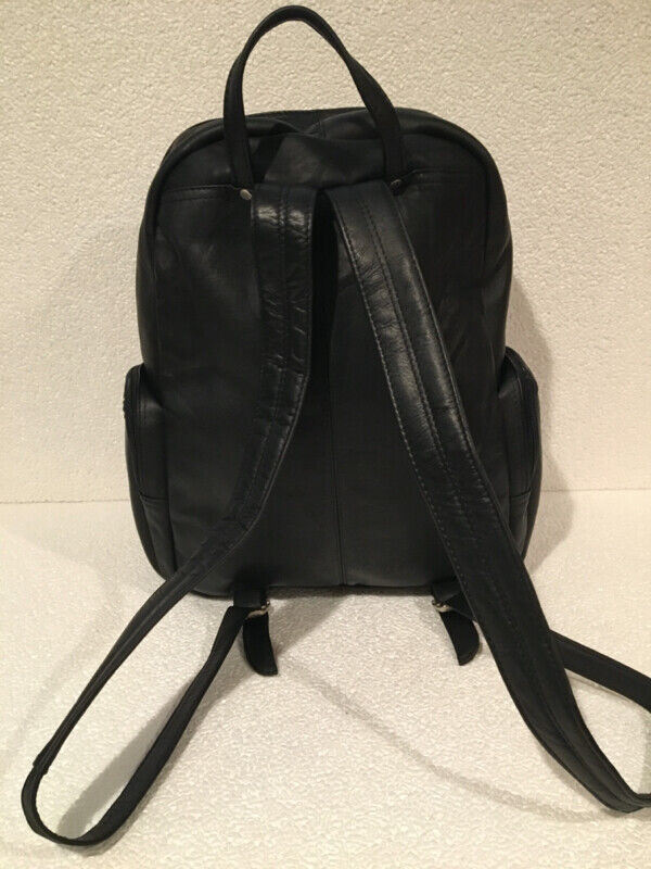 Leather Laptop Backpack (Mint) in Laptop Accessories in Windsor Region - Image 4