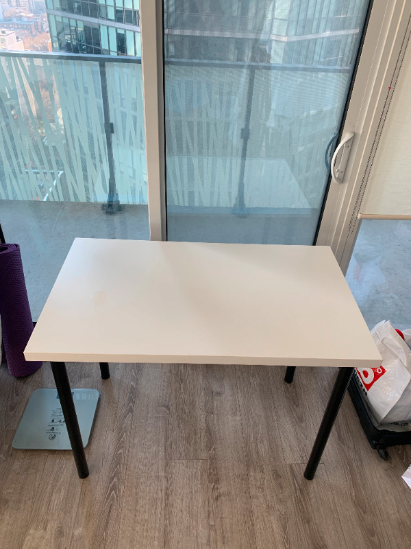 Dinner Table / Study Table in Dining Tables & Sets in City of Toronto - Image 2