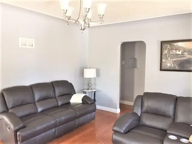 2 Bdrm - Main floor - up to 8 months