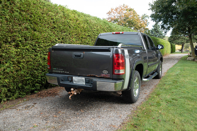 2010 GMC Sierra 1500 SLE Z71 4x4 Truck in Cars & Trucks in City of Toronto - Image 4