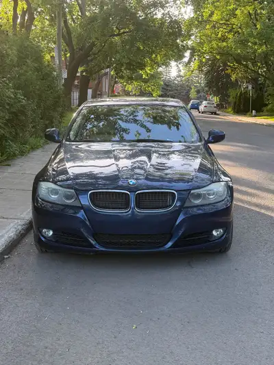 A really clean 328i xdrive Body in a really good shape Interior mint Still under full warranty till...