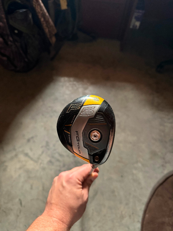 Wilson F5 Tour Release 3 Wood in Golf in Winnipeg