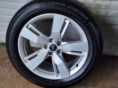 For sale full set of Audi Q5 OEM 19in Rims and BridgeStone Ecopia H/L 422 PlusTires, size 235 55 19,...