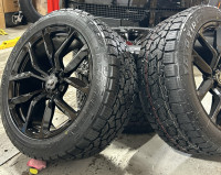 Brandnew 2023 Land Rover Defender 22" rims and Toyo Open Country