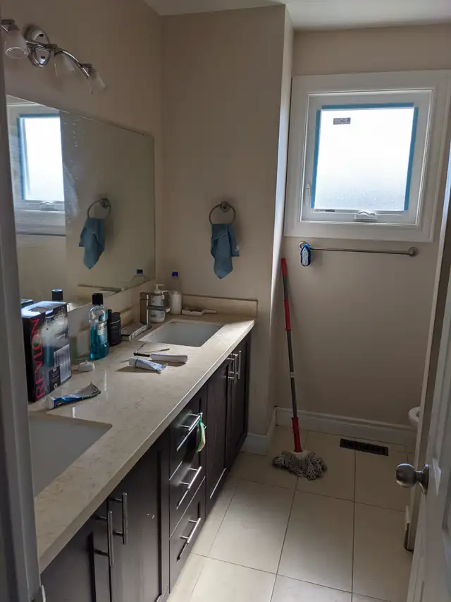 Large Bedroom on 2nd Floor for Rent, Markham, McCowan/16th63849107174019124