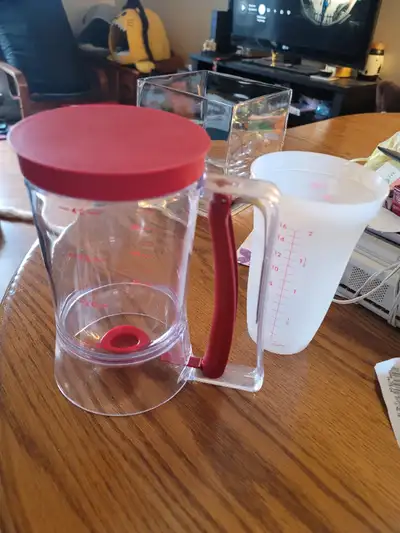 ***TUPPERWARE, BRAND NEW, Pancake Mix, Measuer/Spreader***, View more