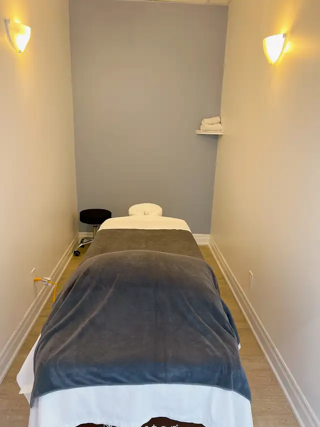 Clinic Space Rental – Mondays (Healthcare Professionals Only) in Commercial & Office Space for Rent in Markham / York Region - Image 2