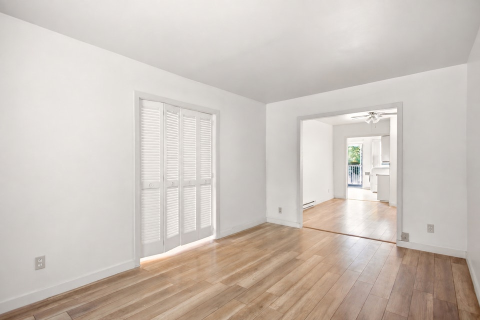 Beau et confortable 4 1/2 Sud-Ouest - Beautiful & Cozy 4 1/2 3
