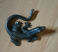 Vintage Cast Iron Gecko Lizard Figurine