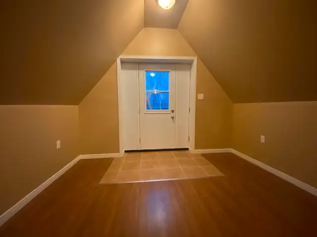 Centrally located, 1 bedroom apt for rent, $1200/mon in Long Term Rentals in Pembroke - Image 3