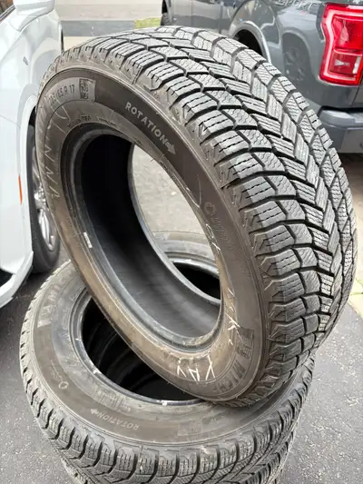 225/65/17 Michelin X-ice Snow SUV Winter Tires Dot date 1823 10/32nds tread depth No damage, patches...