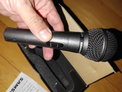 Samson R11 Hypercardioid Dynamic Vocal Mic, View more